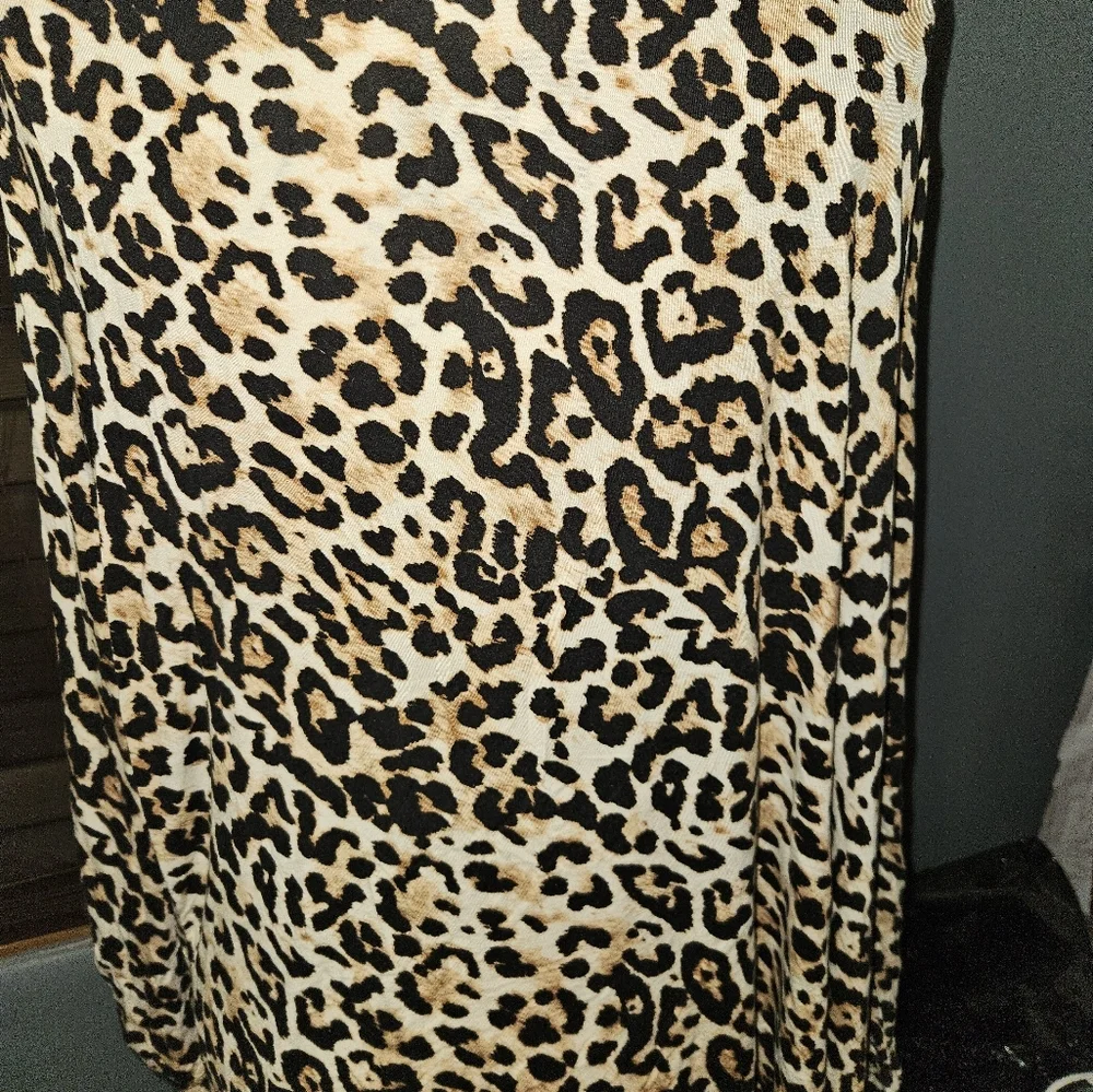 Cato Womans Long Sleeve Cheetah Print Cardigan Size 18W/20W - Picture 9 of 12